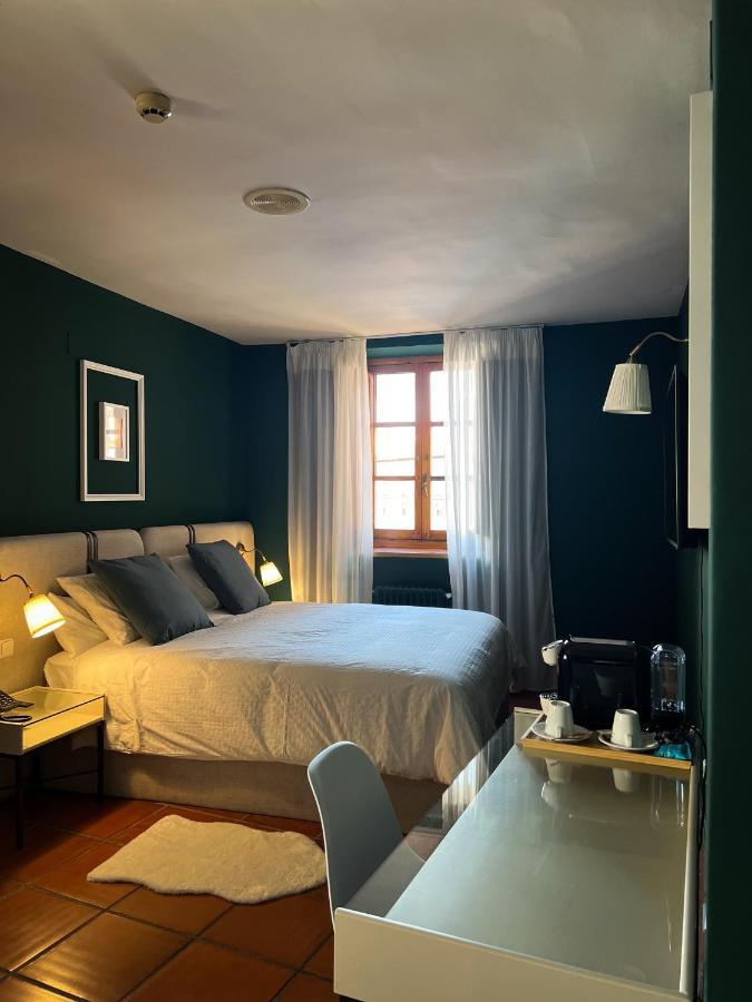Aura Molina De Aragon Hotell Exteriör bild