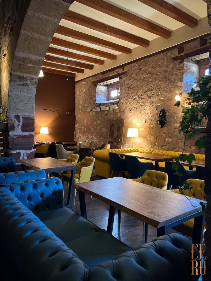 Aura Molina De Aragon Hotell Exteriör bild