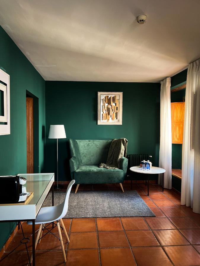 Aura Molina De Aragon Hotell Exteriör bild